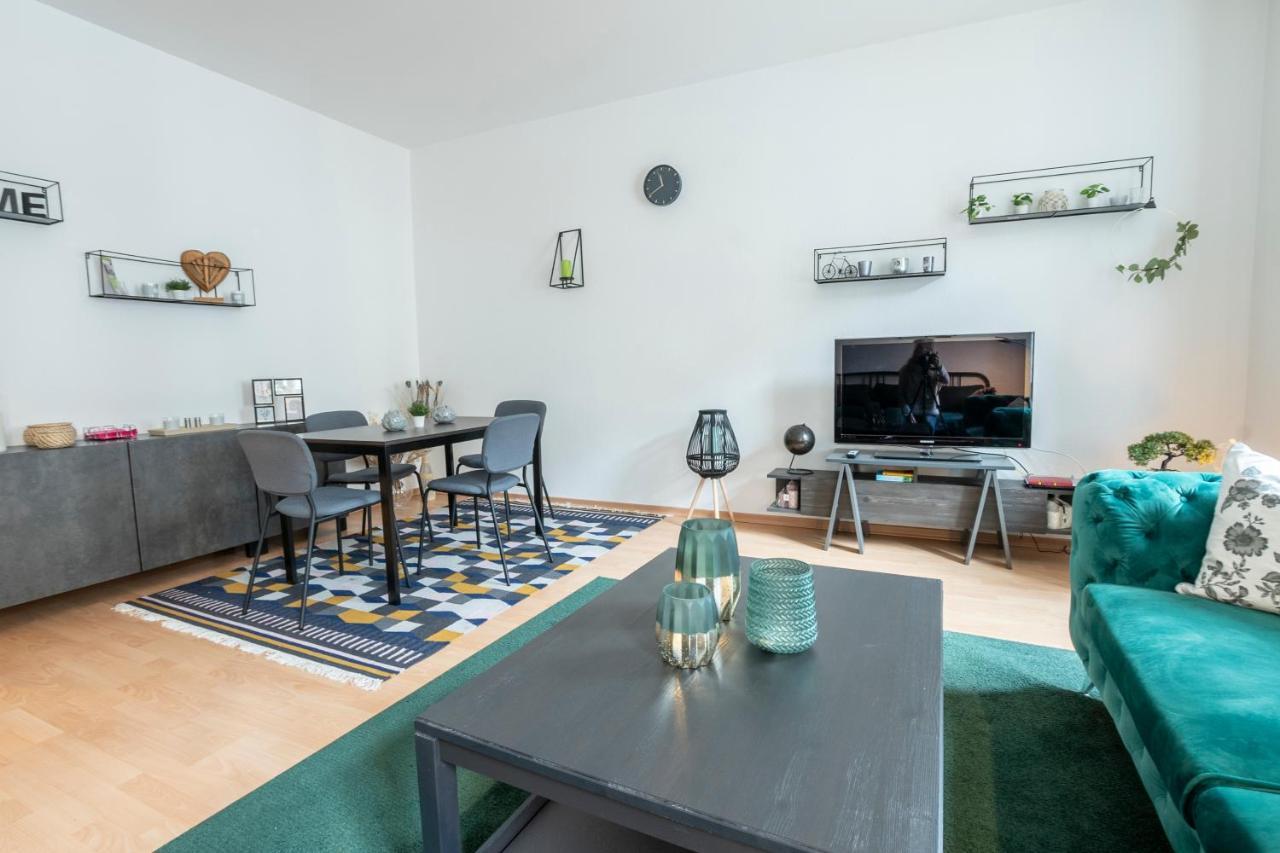Zwickau Mittendrin, Tolles Balkon-Apartment Экстерьер фото