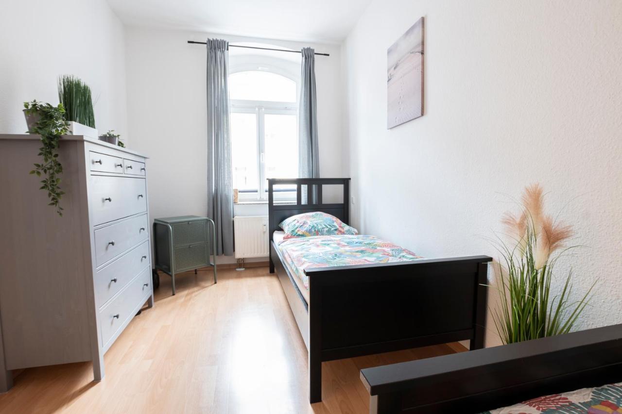Zwickau Mittendrin, Tolles Balkon-Apartment Экстерьер фото